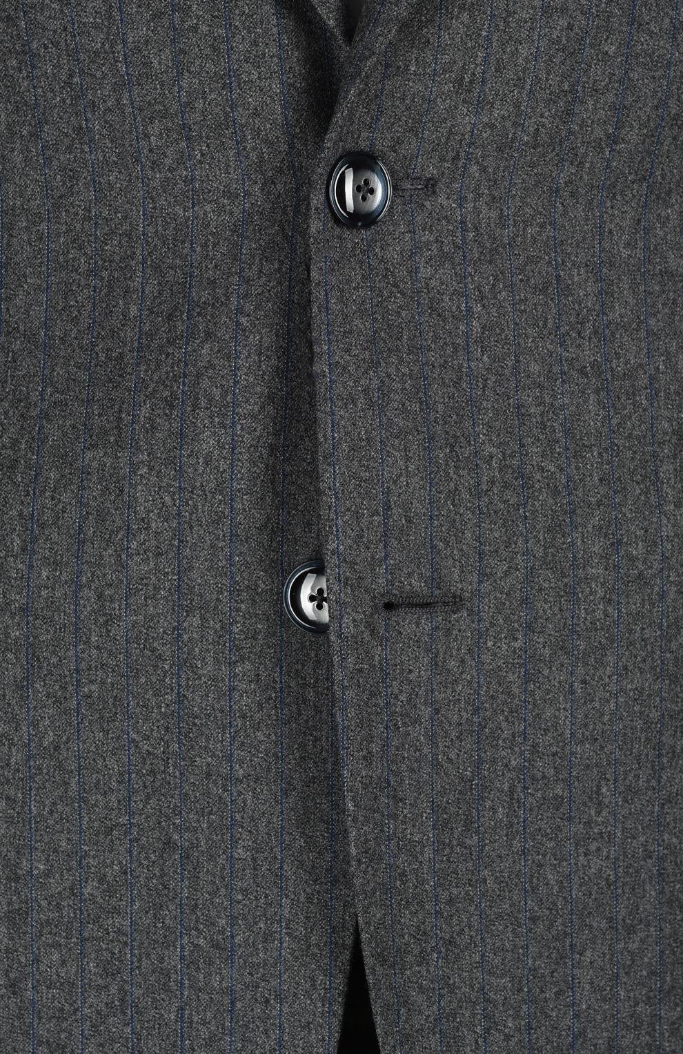 Шерстяной однобортный костюм в полоску