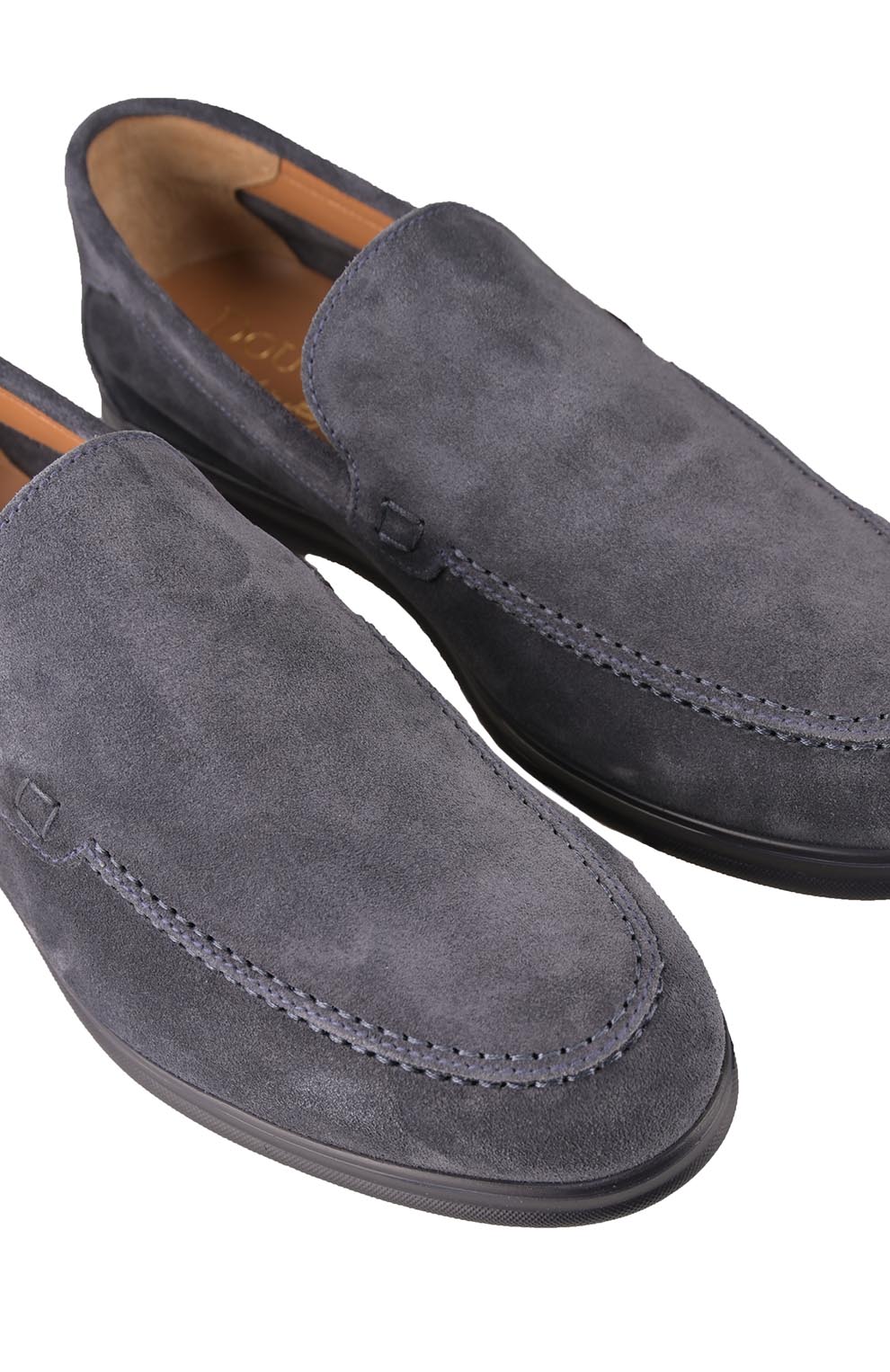 Замшевые лоферы