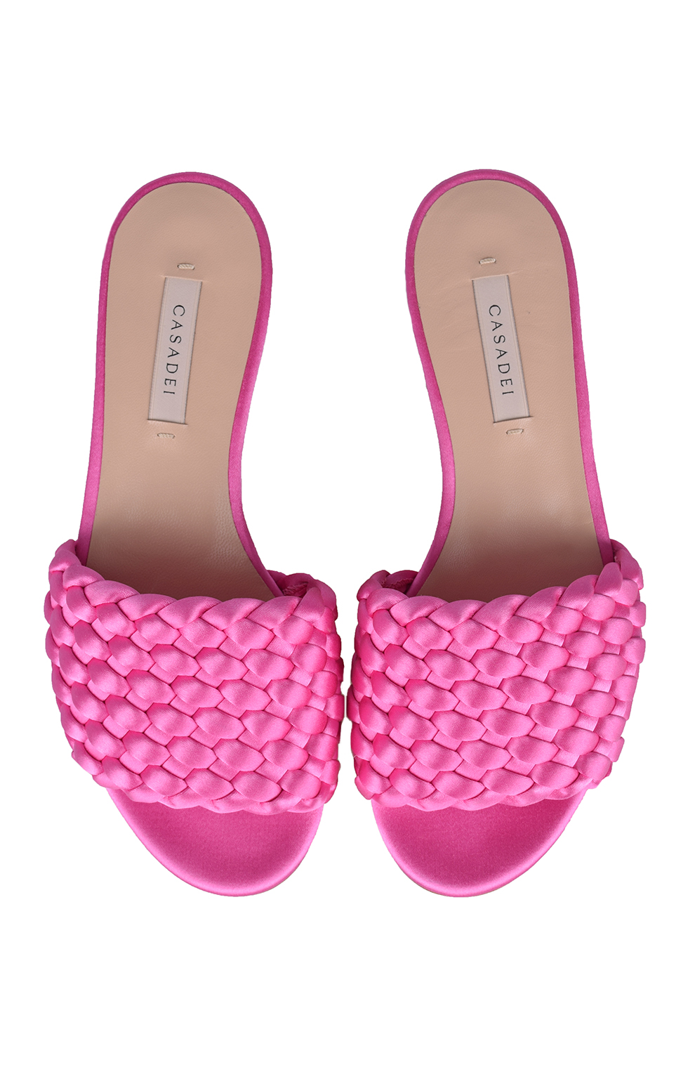 Шлепанцы с эффектом плетения и металлической отделкой на каблуке