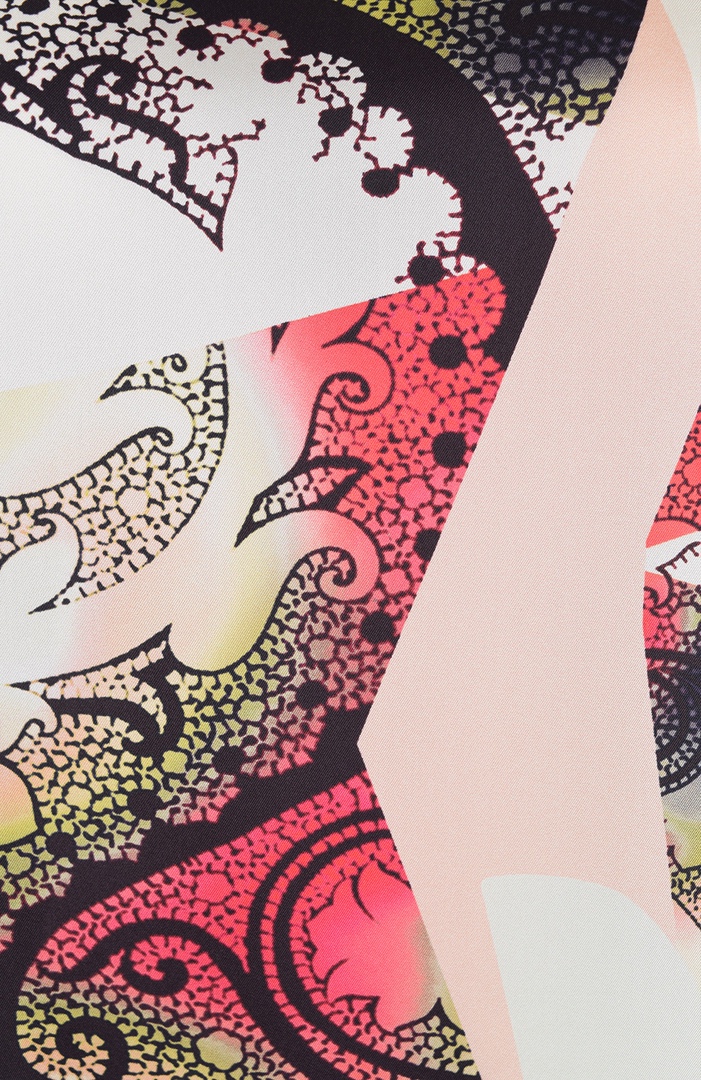 Шёлковое платье прямого кроя с принтом