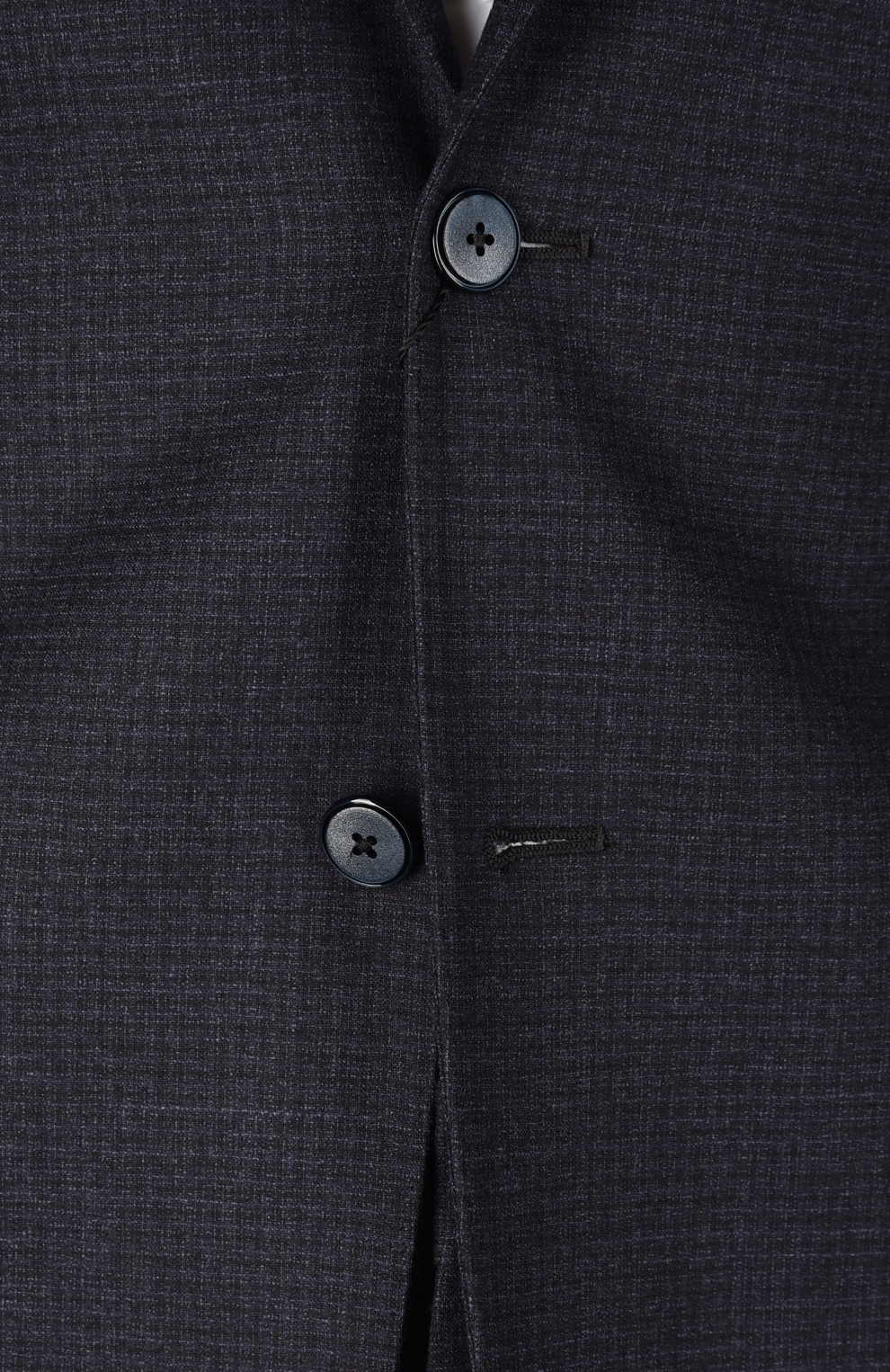 Шерстяной однобортный костюм в мелкую клетку