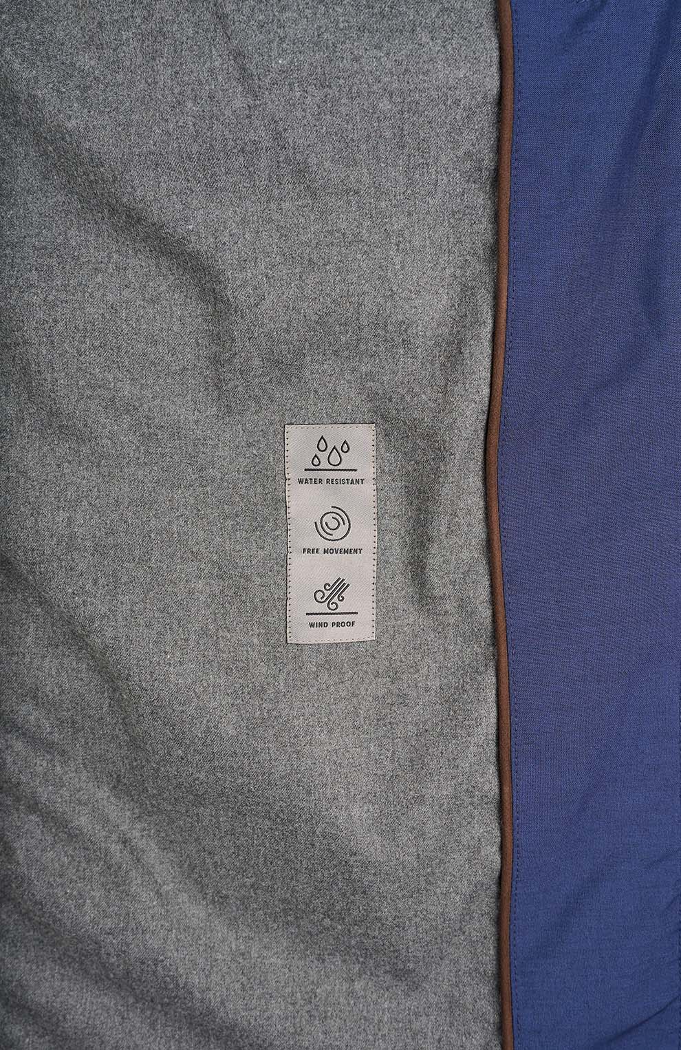 Пуховик с капюшоном