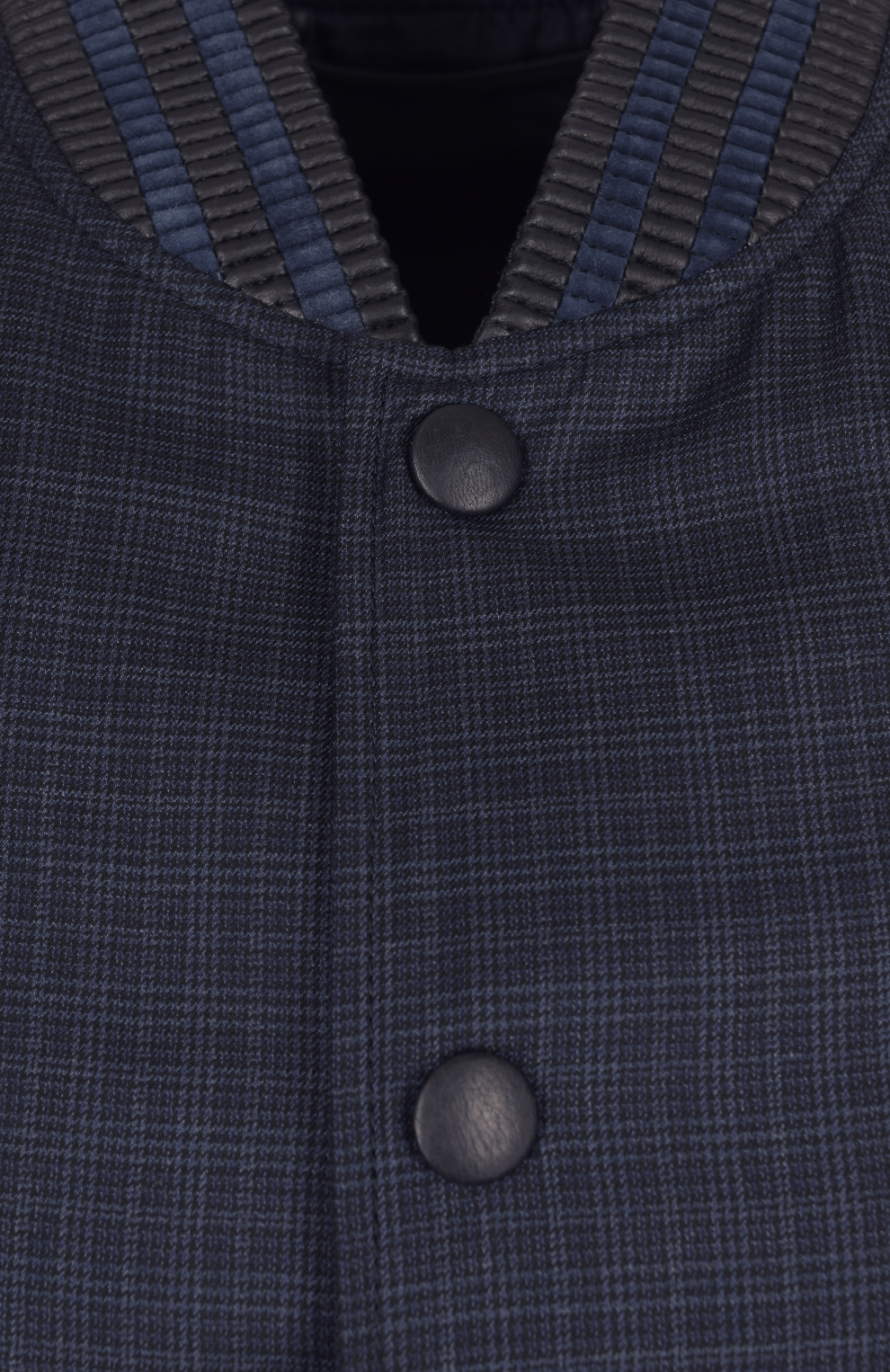 Бомбер с рукавами из кожи оленя