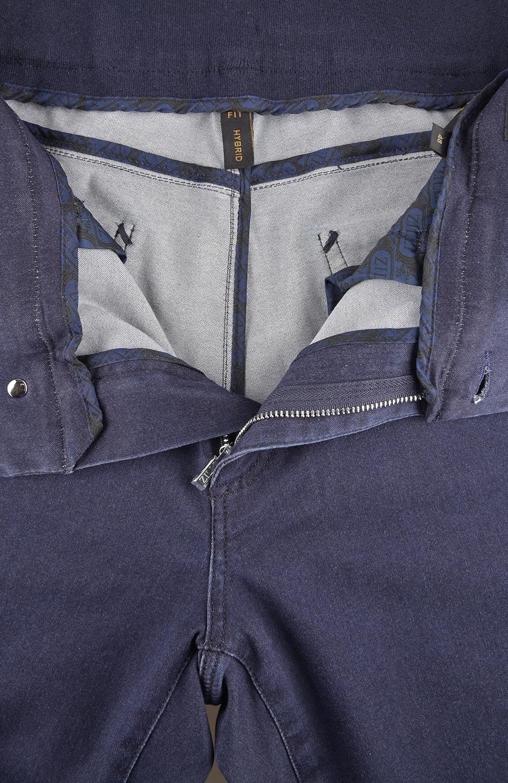 Джинсы эластичным поясом