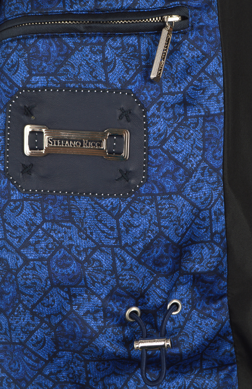 Пуховик с отделкой из меха норки