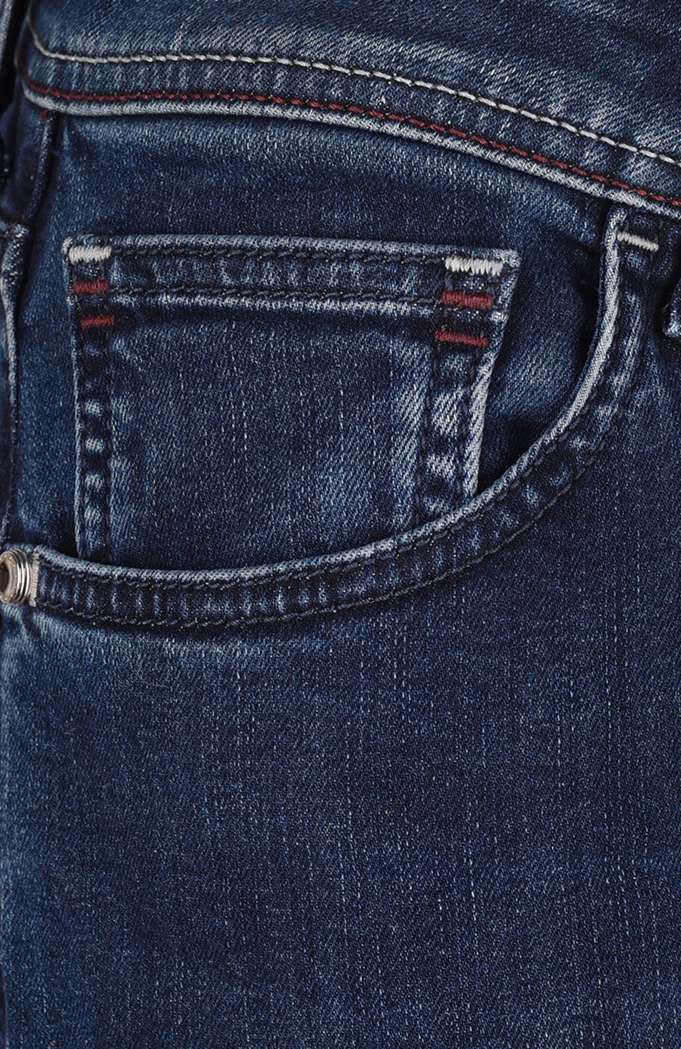 Джинсы из эластичного хлопка