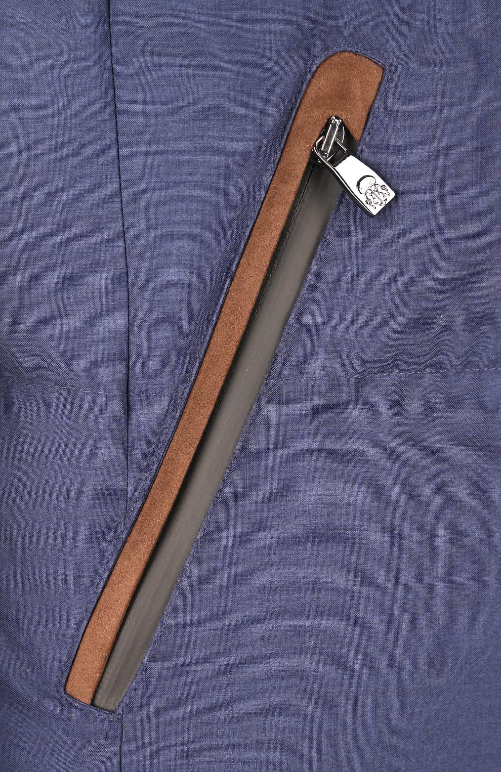 Утеплённый жилет