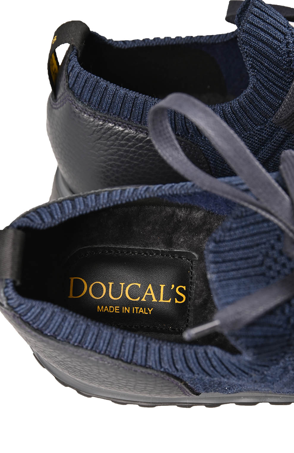 Комбинированные кроссовки с меховым утеплением