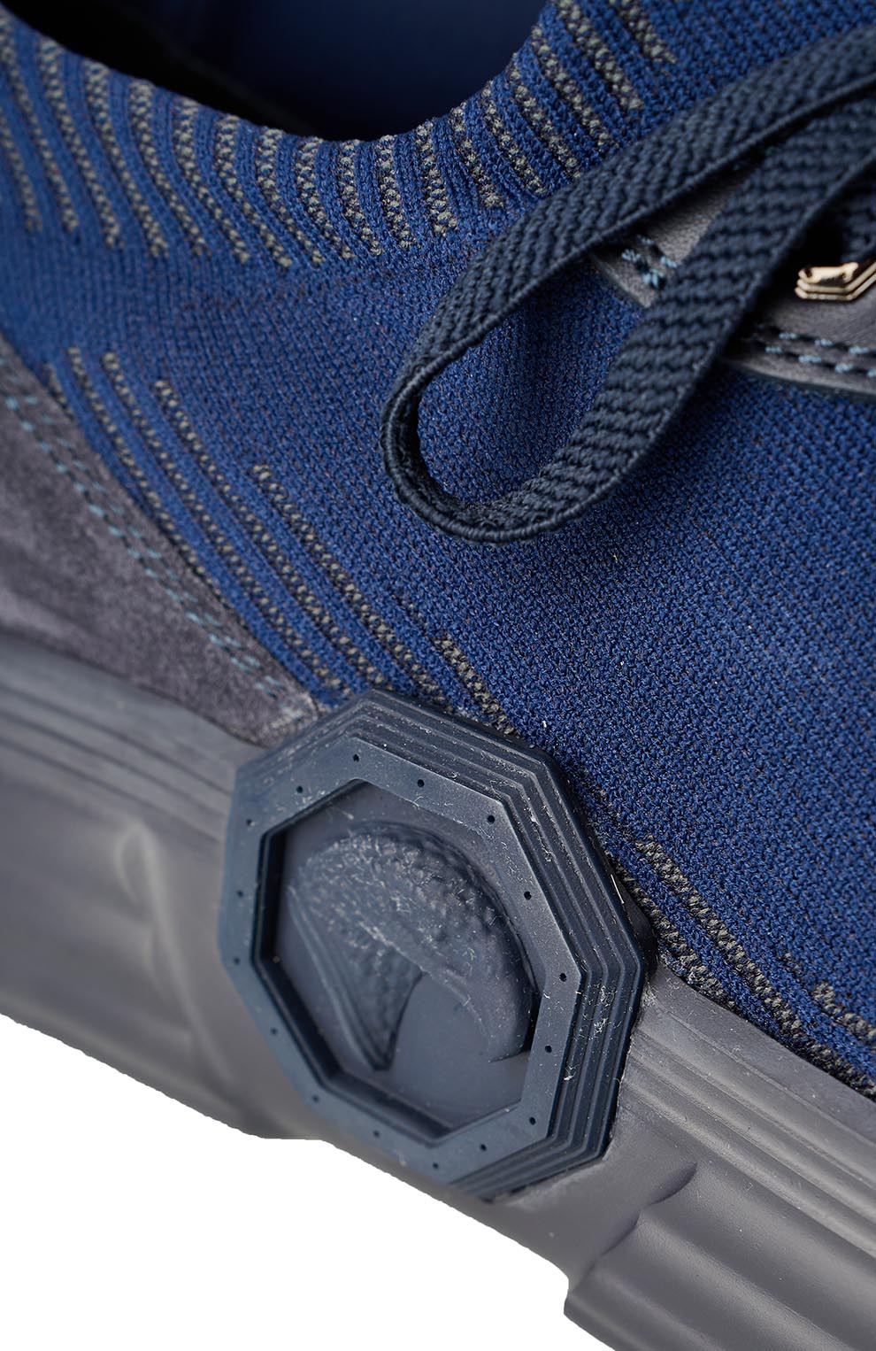 Комбинированные кроссовки из замши и текстиля