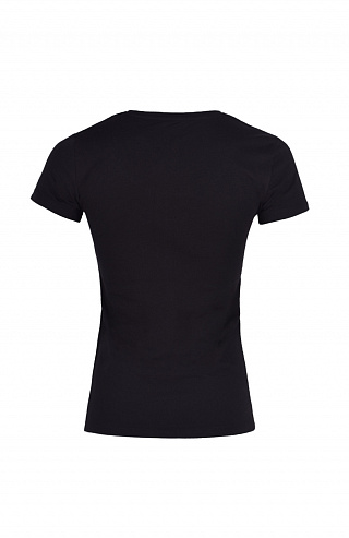 Футболка с аппликацией