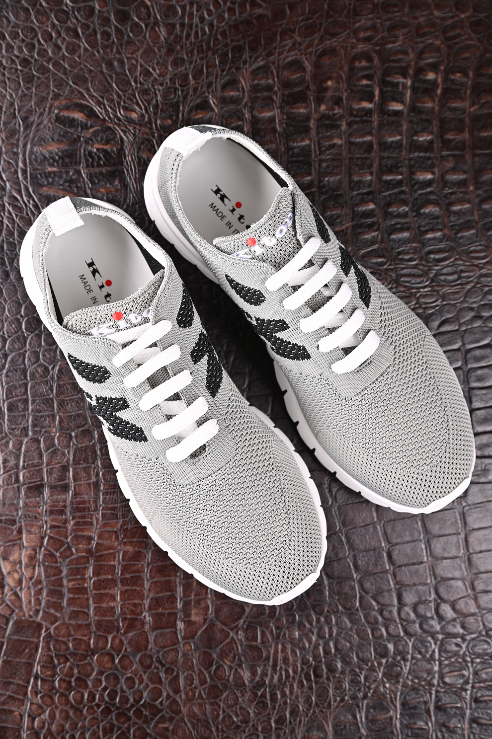 Текстильные кроссовки