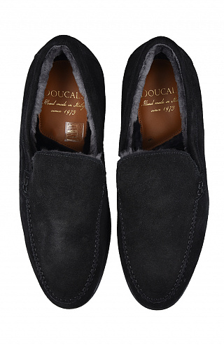 Замшевые утеплённые лоферы