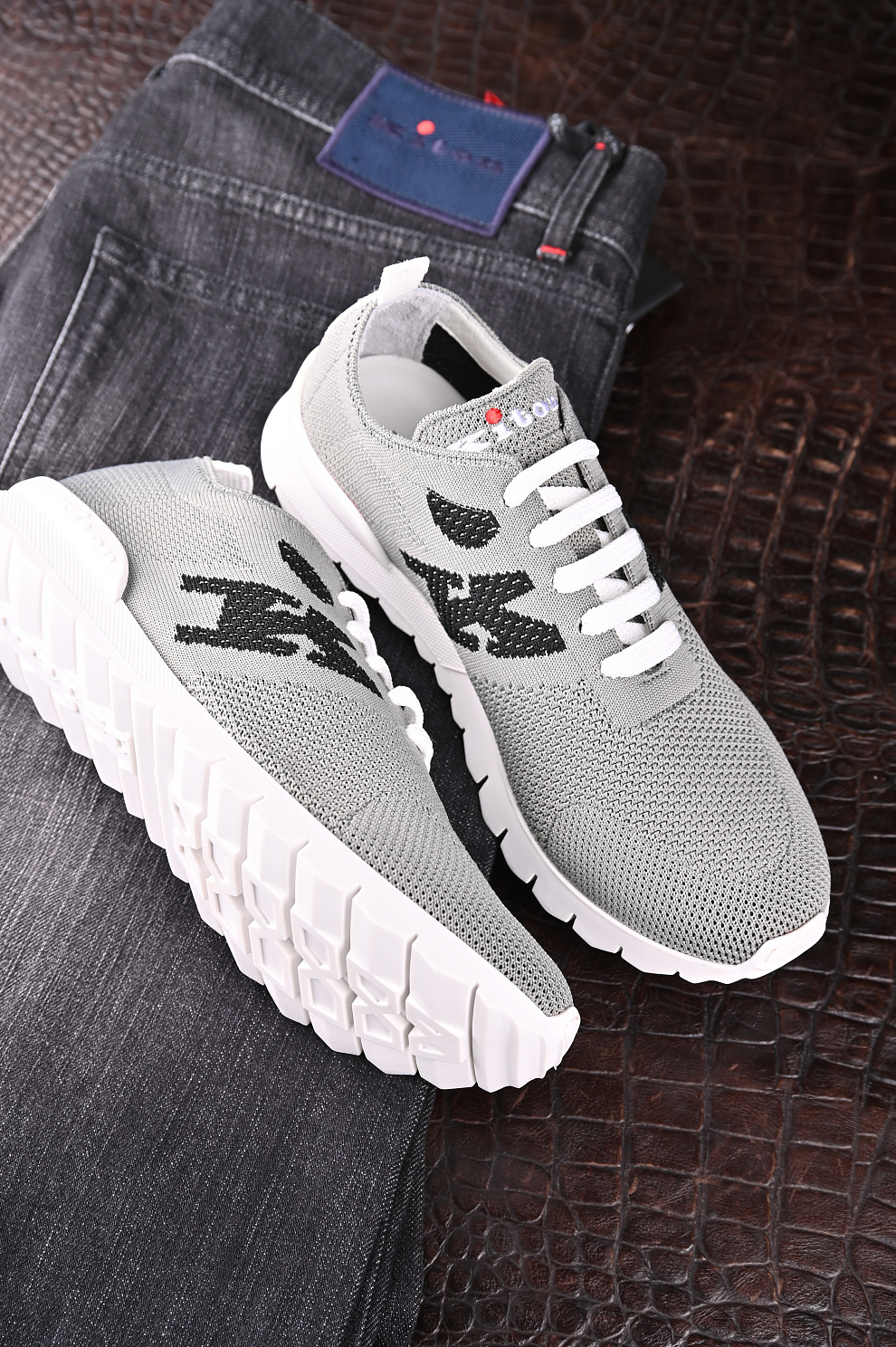 Текстильные кроссовки