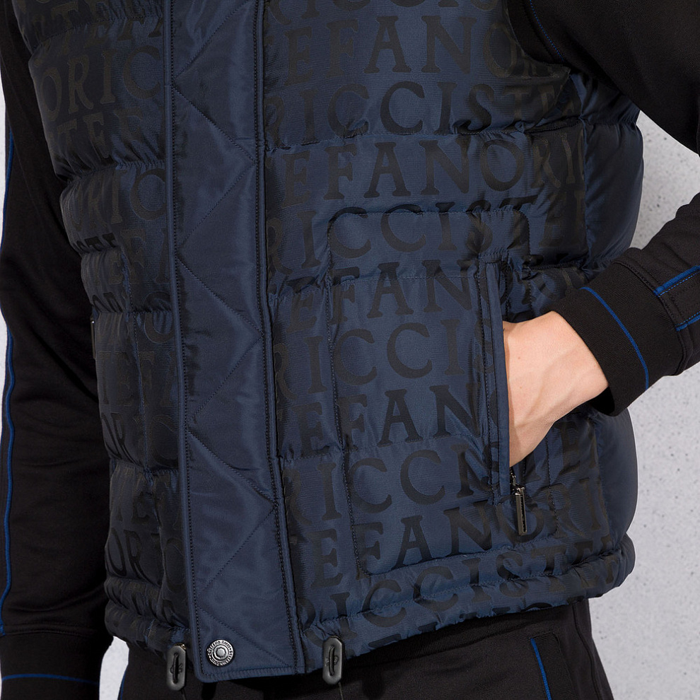 Пуховой жилет с принтом