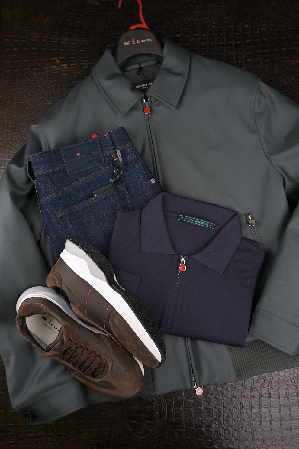 Комбинированные кроссовки