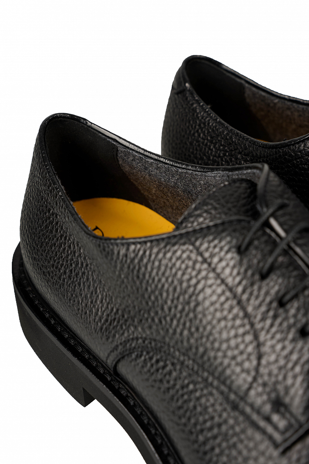 Дерби из зернистой кожи