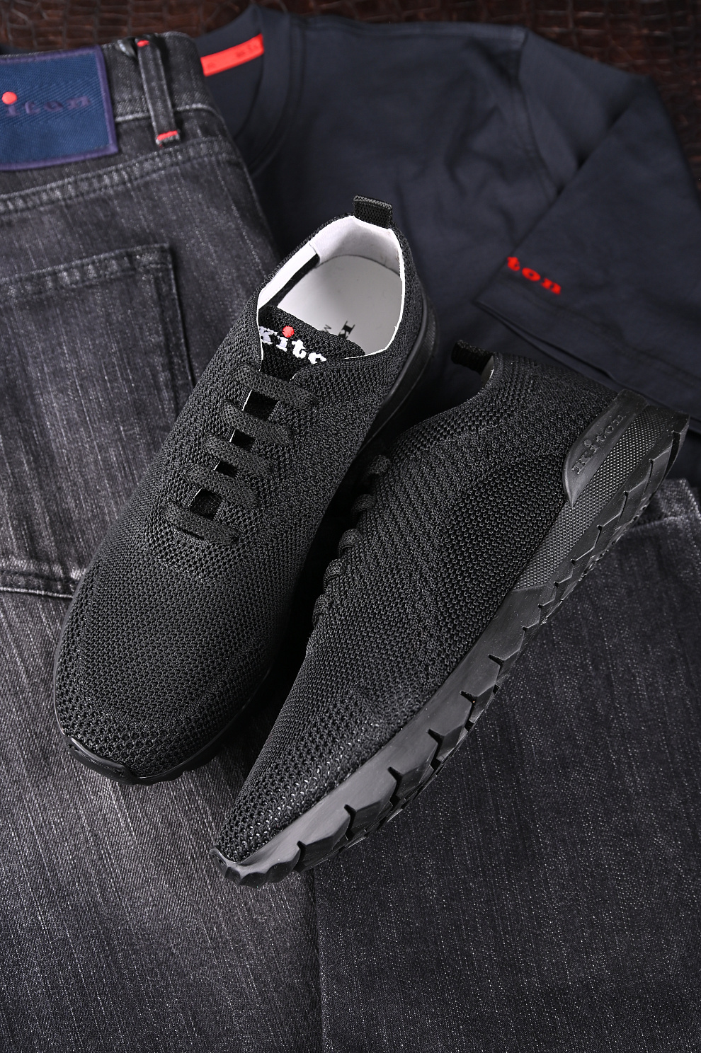 Текстильные кроссовки