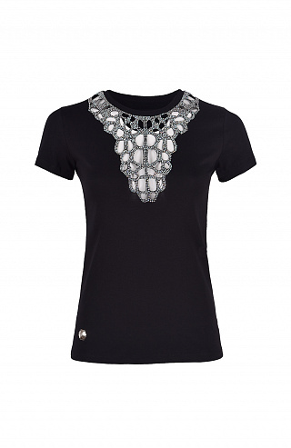 Футболка с аппликацией