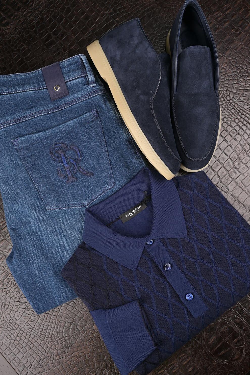 Замшевые ботинки без шнуровки