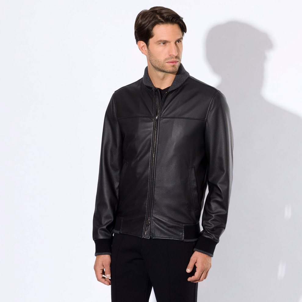 Куртка-бомбер из кожи оленя