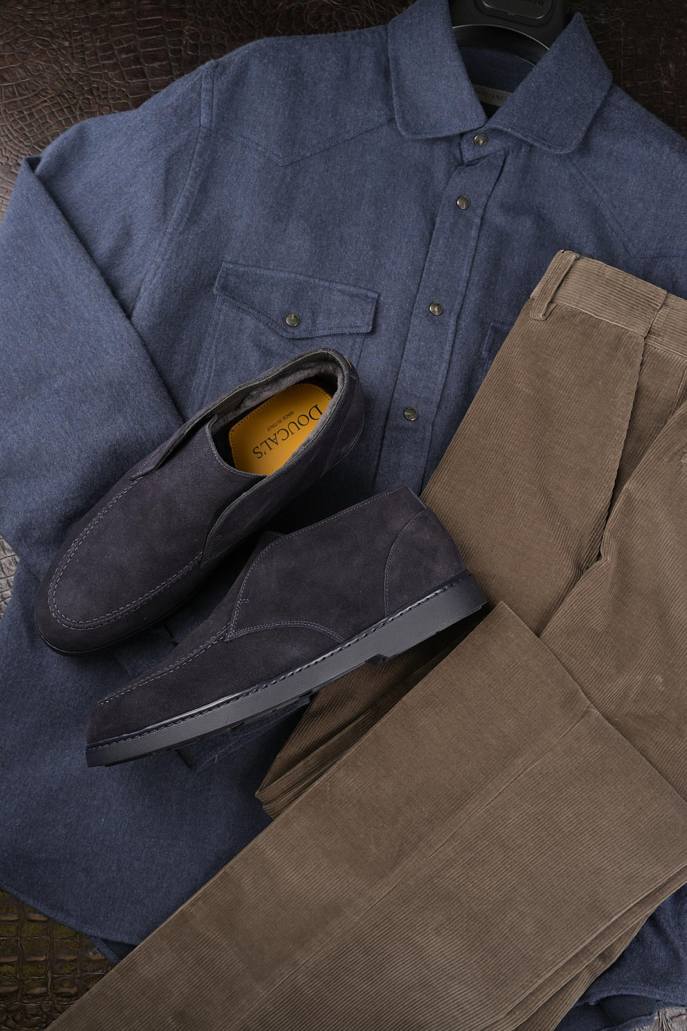 Замшевые ботинки с меховым утеплением