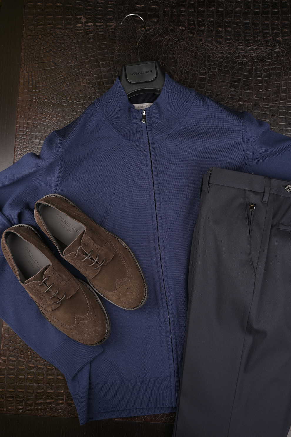 Кардиган из вирджинской шерсти